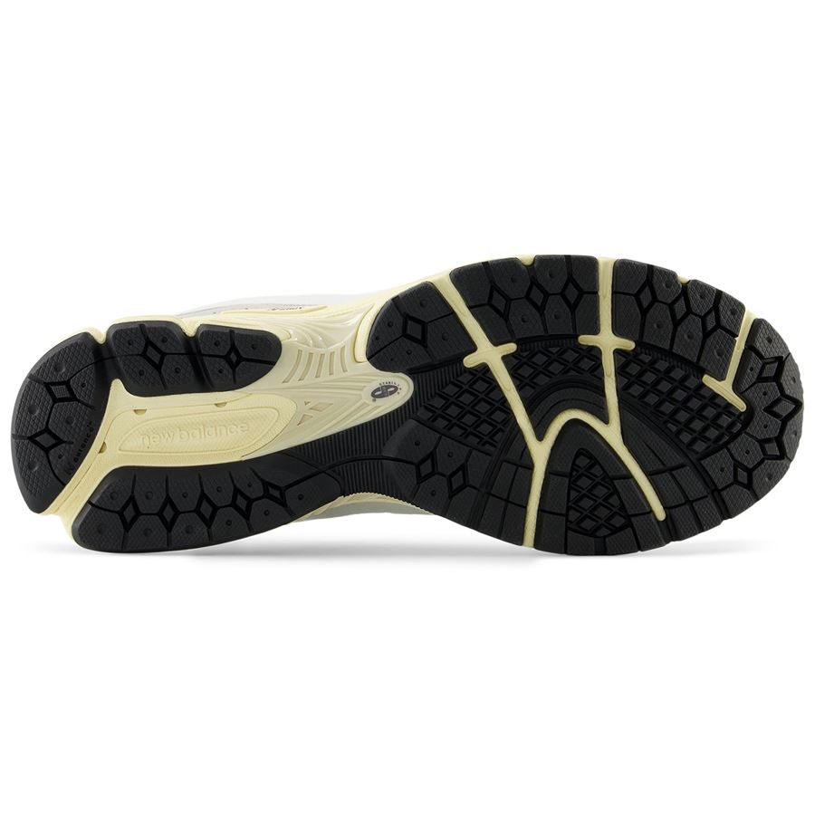 M2002R sneakers da uomo New Balance | M2002RIA